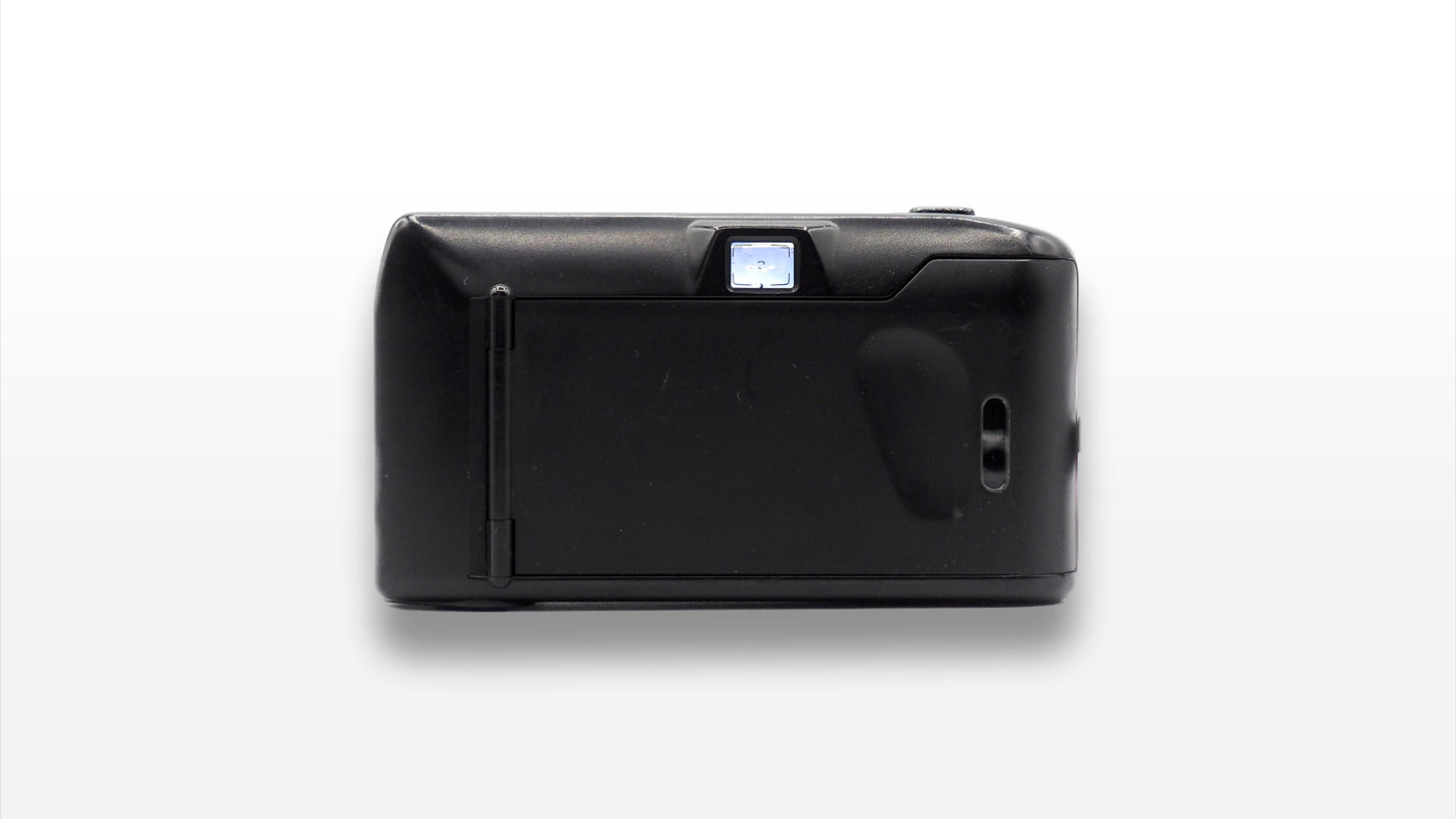 Nikon RF10 “Smile-Taker”