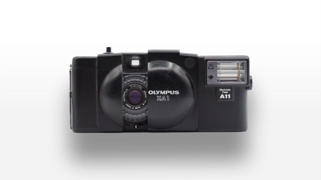 Olympus XA1
