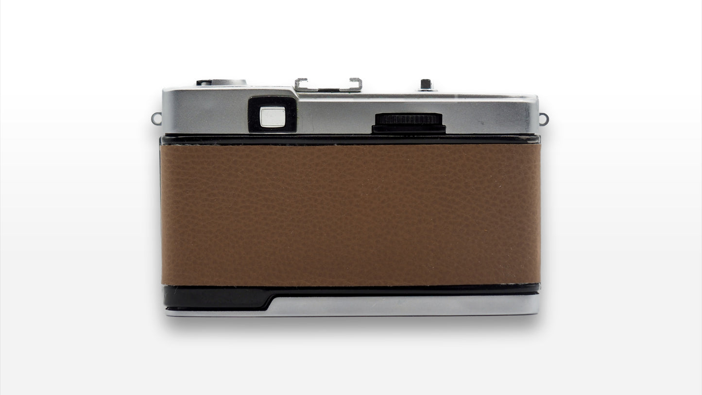 Olympus Trip 35 (Custom Caramel)